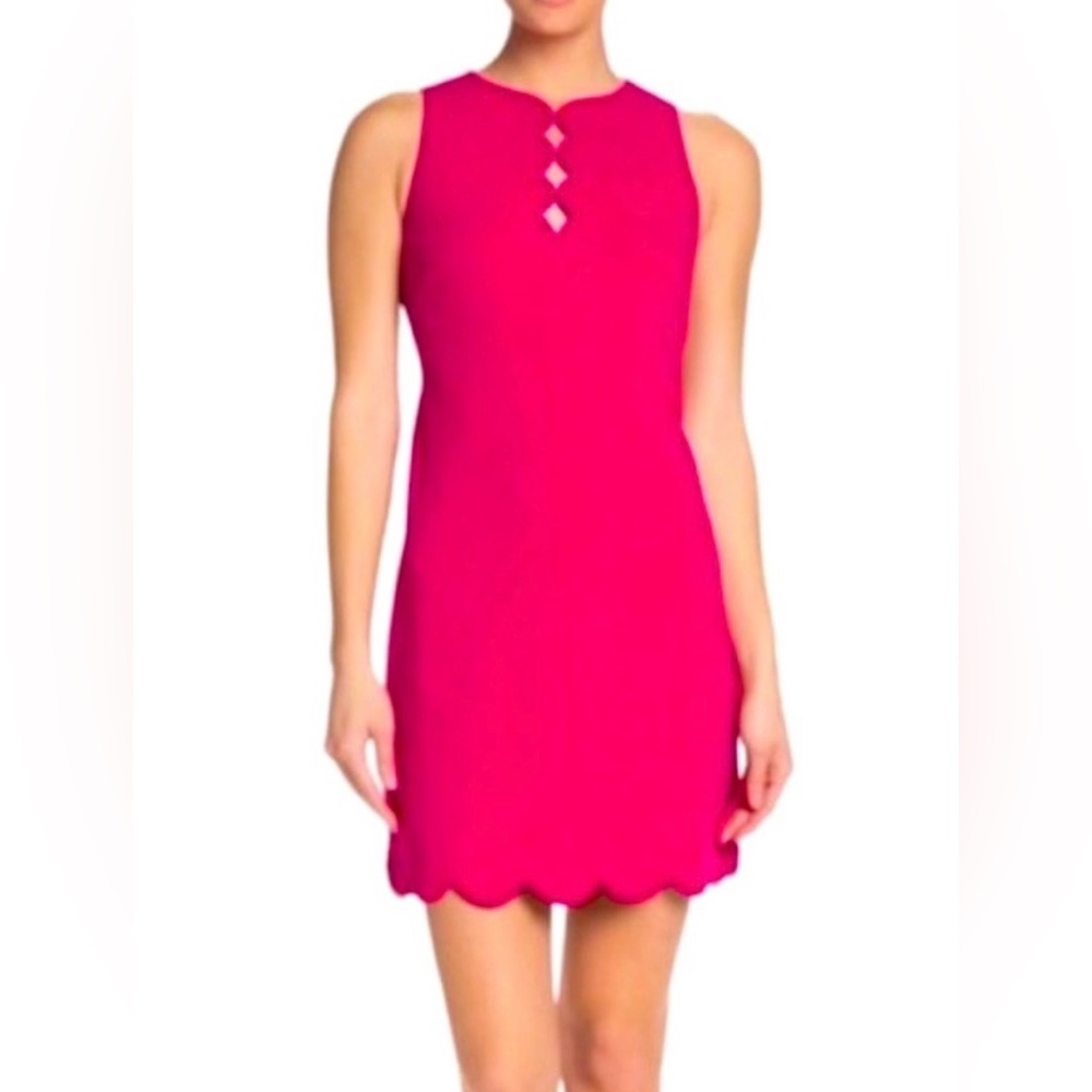 Vince Camuto | Scalloped Shift Dress